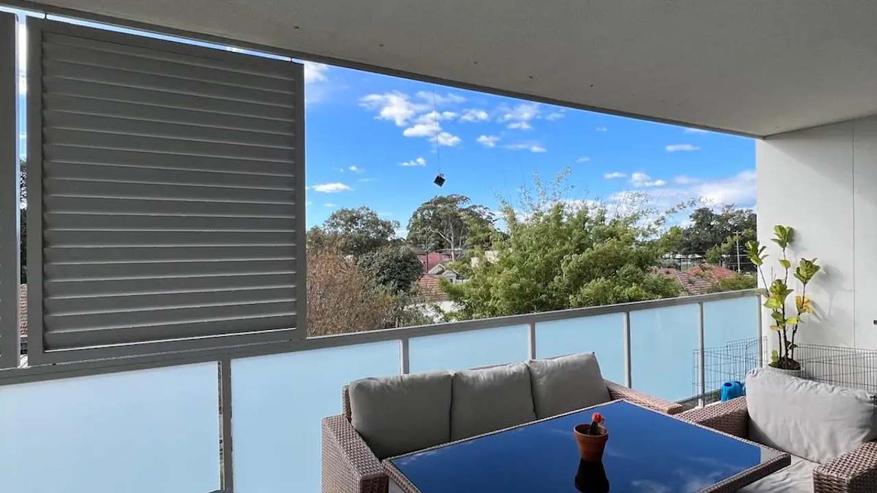 Furnished room with own bathroom