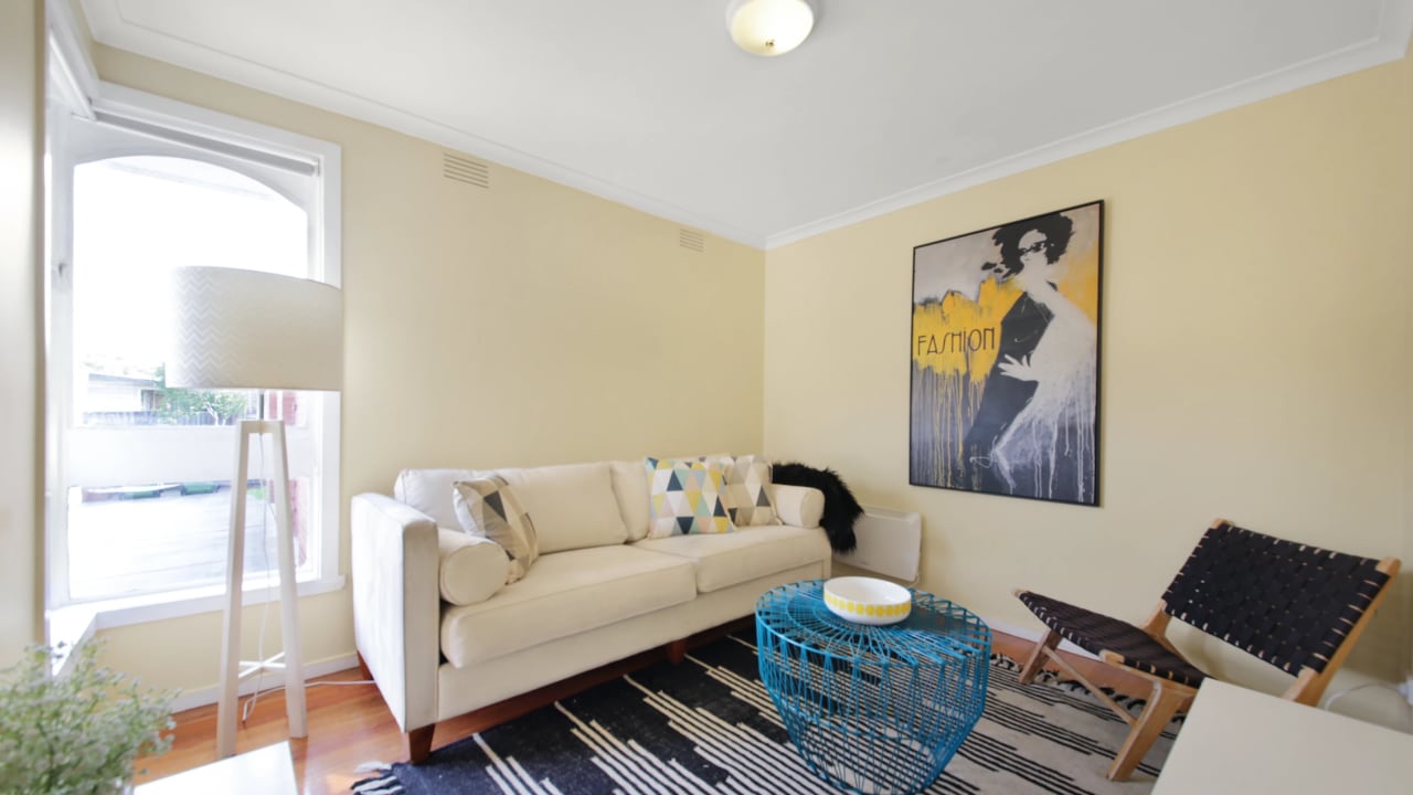 Furnished room in a share house