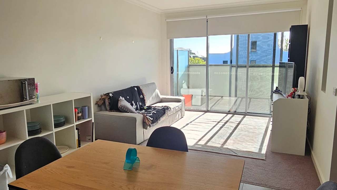 Furnished room with own bathroom