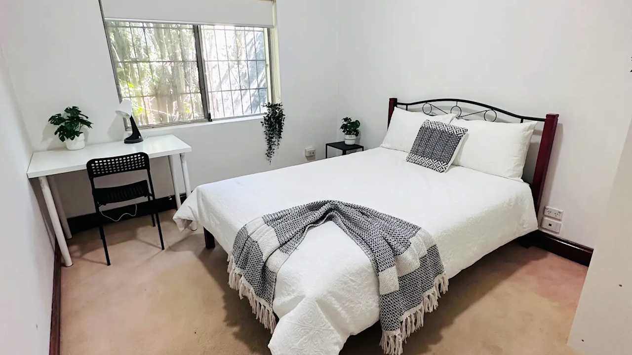 Furnished room in a share house