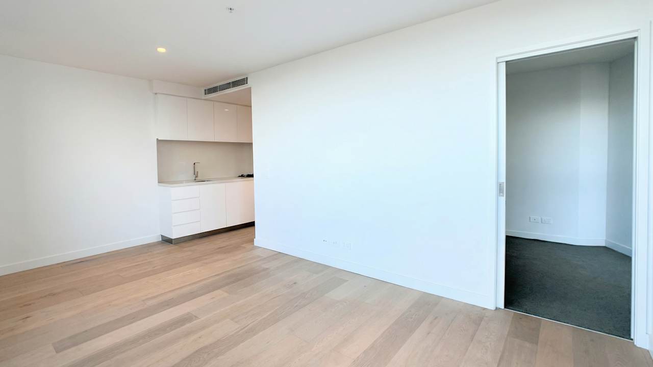 Whole property with 2 rooms for rent