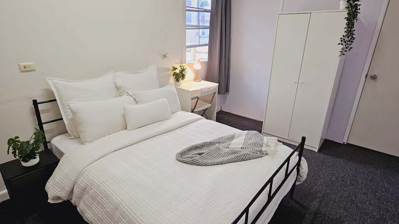 Furnished room in a share house