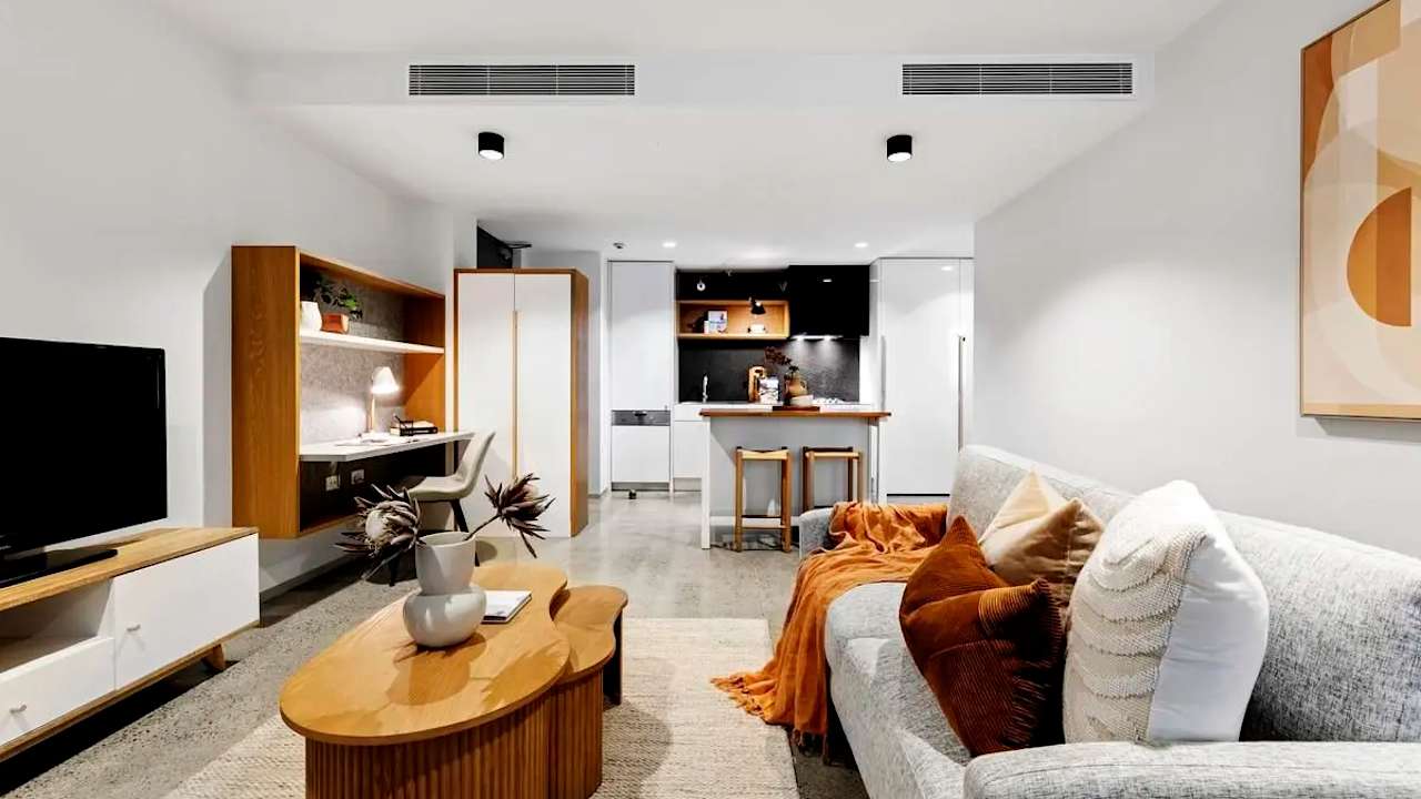 Furnished room in a flatshare