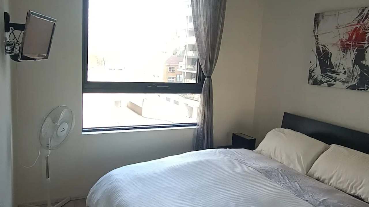 Furnished room in a flatshare