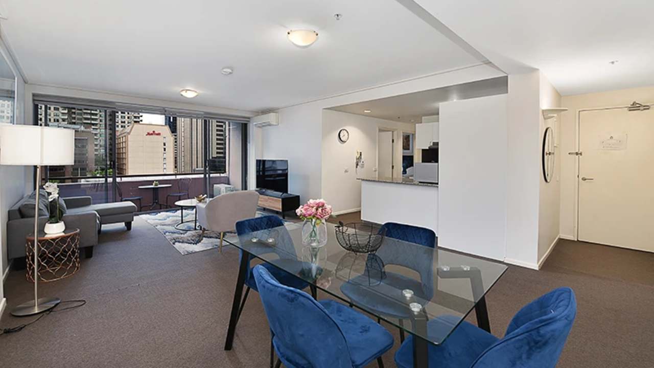 Whole property with 2 rooms for rent