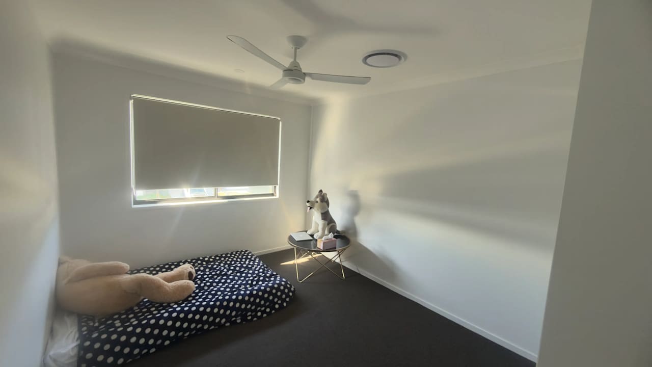 Room in a share house