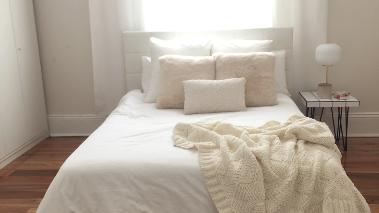 Unfurnished room in a share house