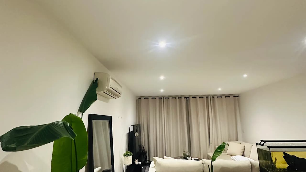 Furnished room in a flatshare