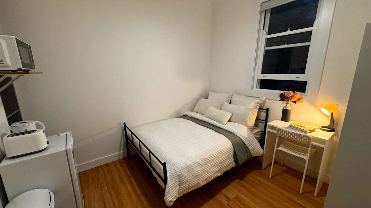 Furnished room studio flat for rent