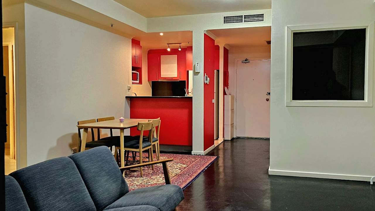 Furnished room in a flatshare