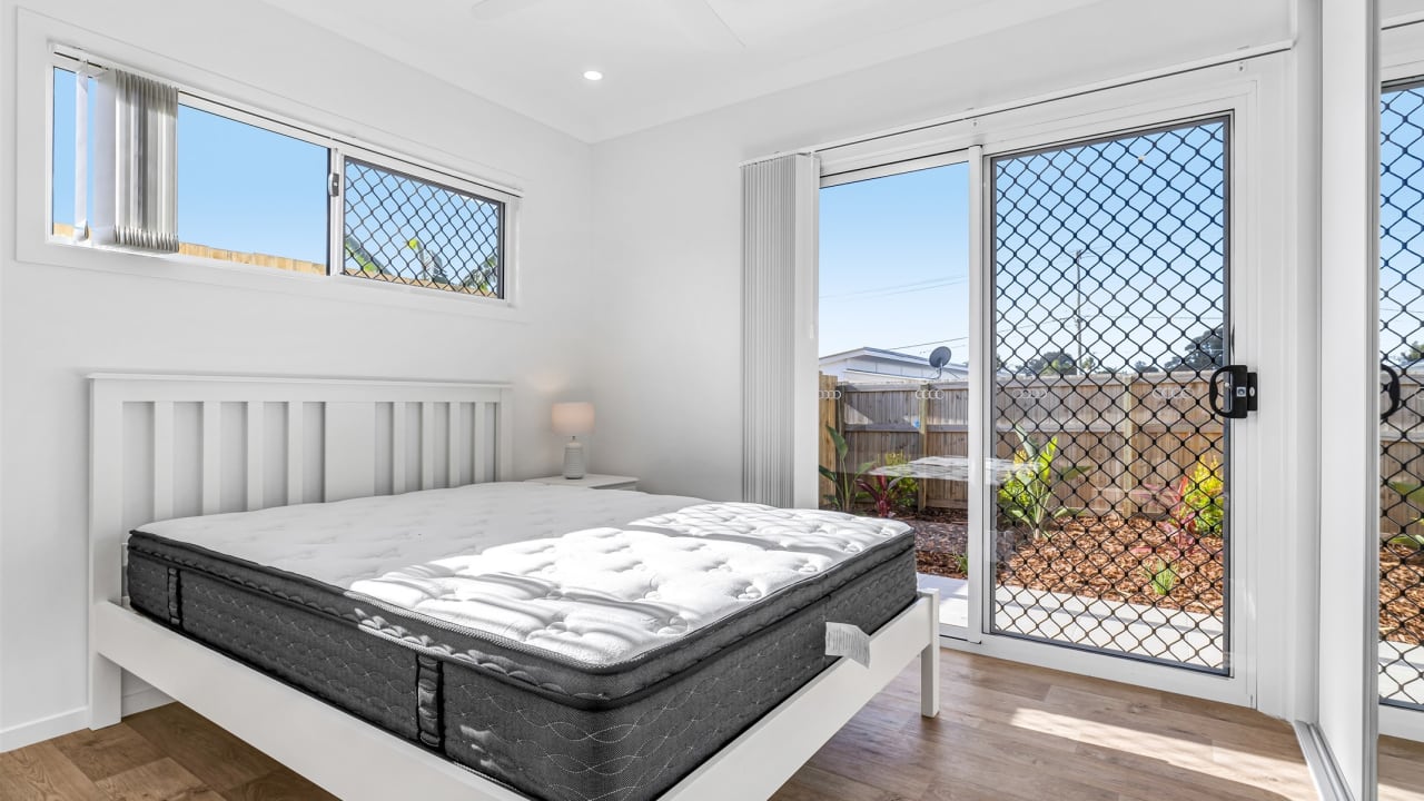 Furnished room studio flat for rent