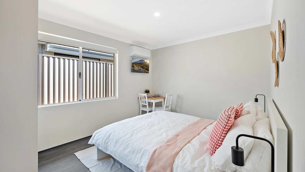 Furnished room with ensuite in a share house
