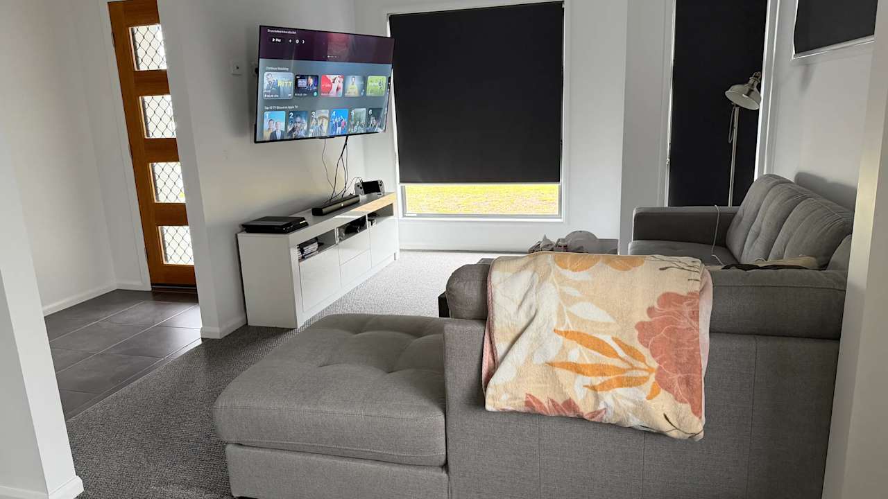 Unfurnished room in a share house