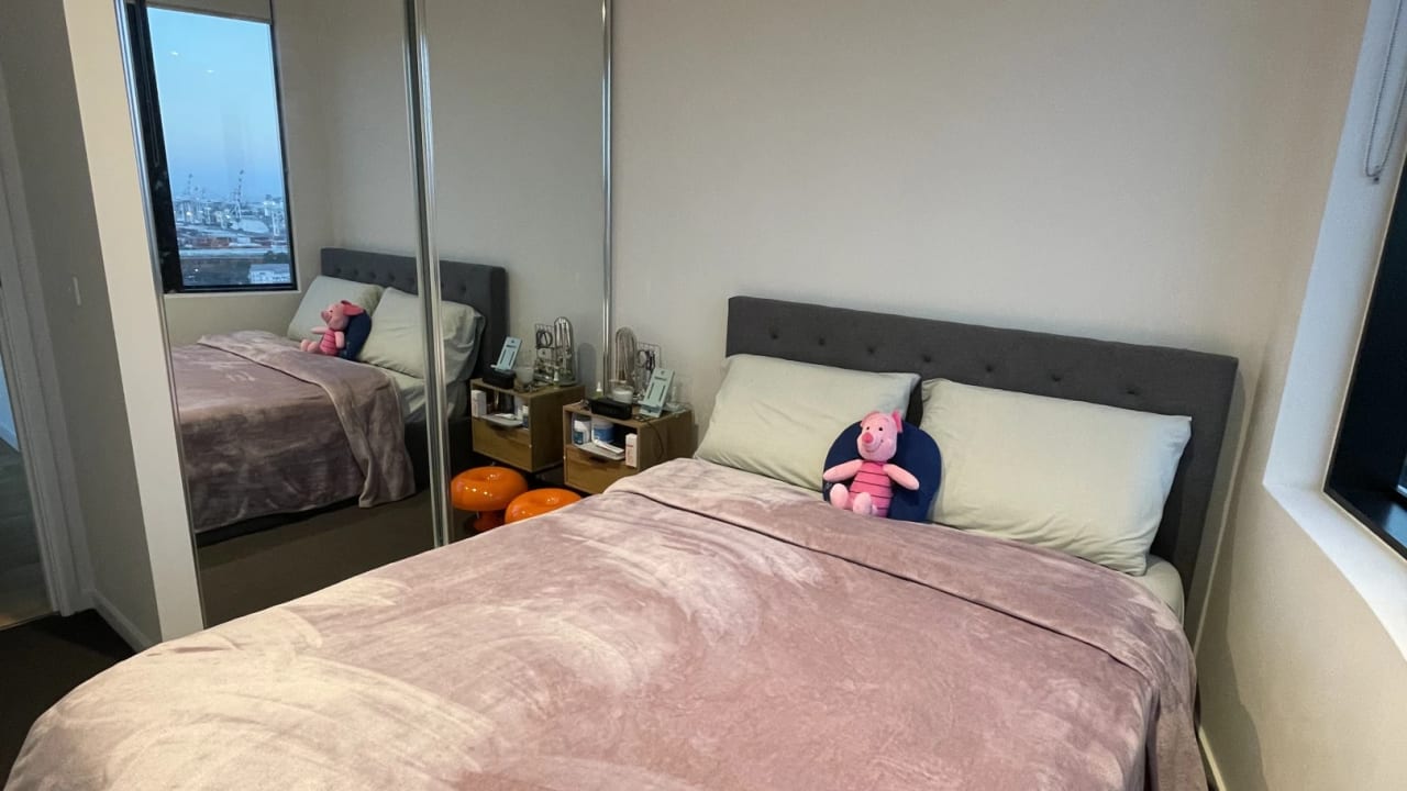 Furnished room in a flatshare