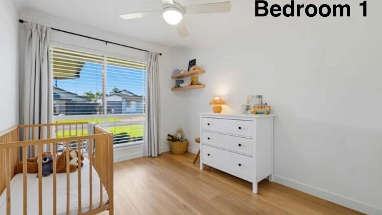 Furnished room in a share house