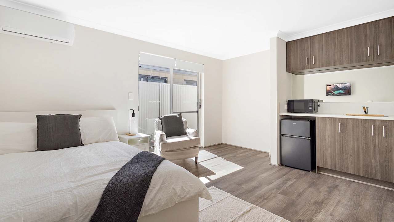 Furnished room with ensuite in a share house