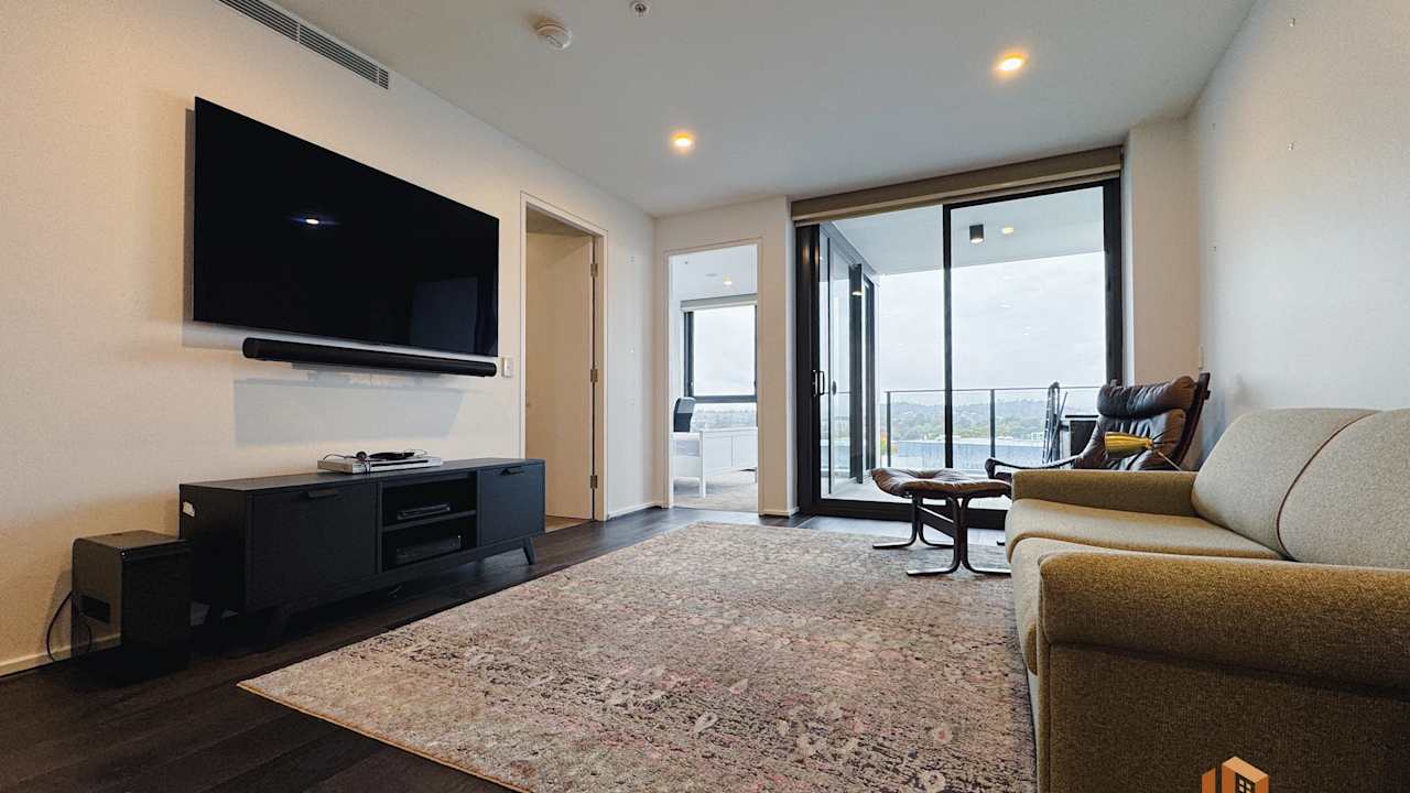 Furnished room with own bathroom