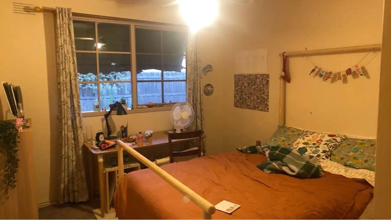 Unfurnished room in a share house