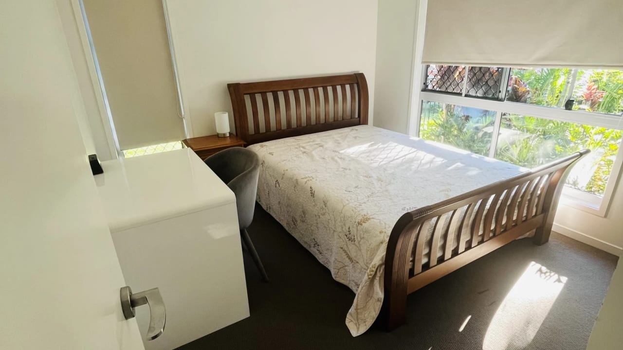 Furnished room in a share house
