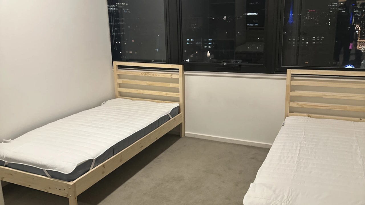Furnished room in a flatshare