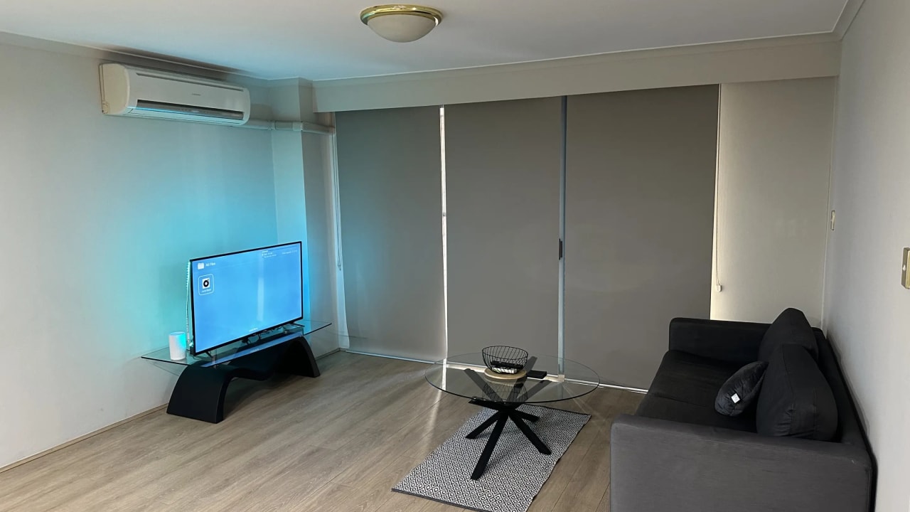 Furnished room in a flatshare