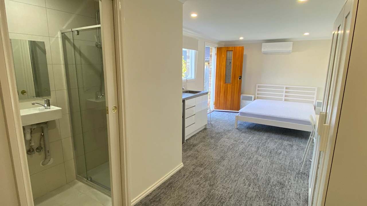 Furnished room with ensuite in a share house