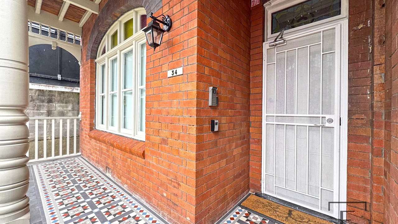 Furnished room studio flat for rent
