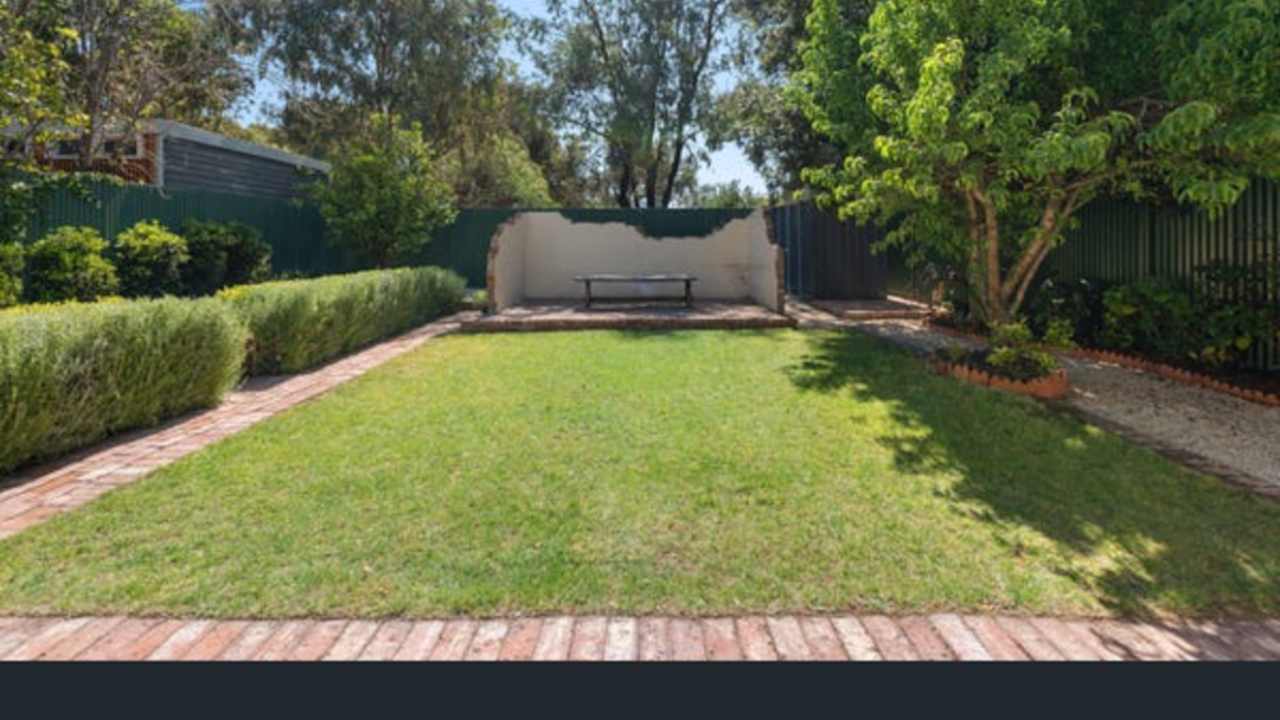 Unfurnished room in a share house