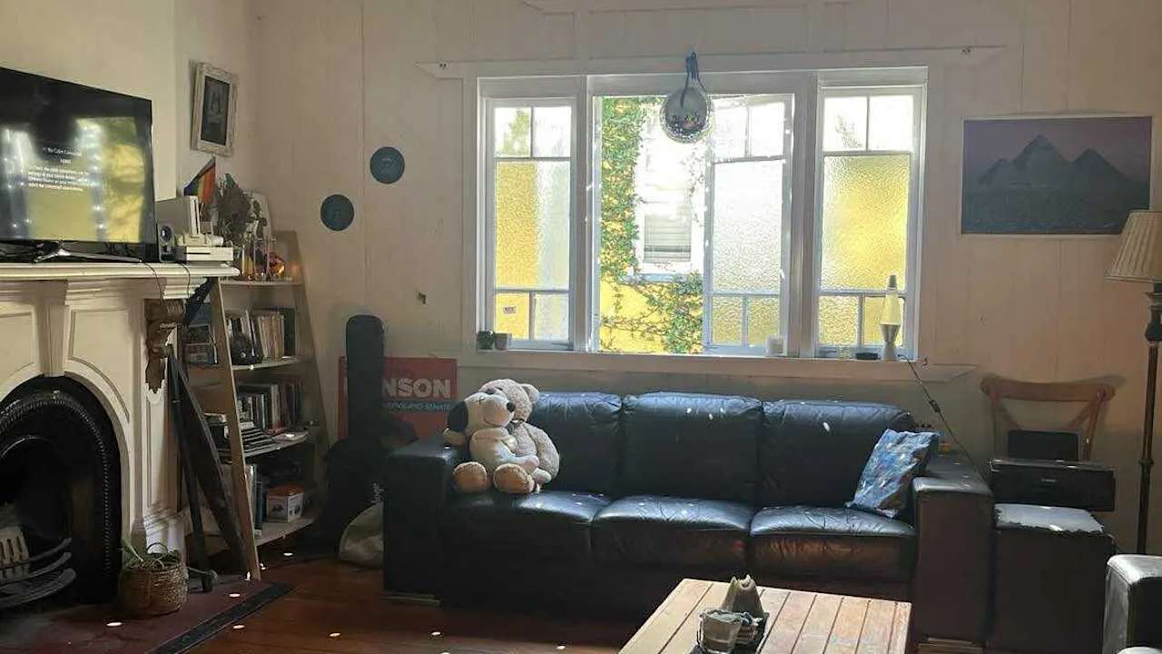 Unfurnished room in a share house