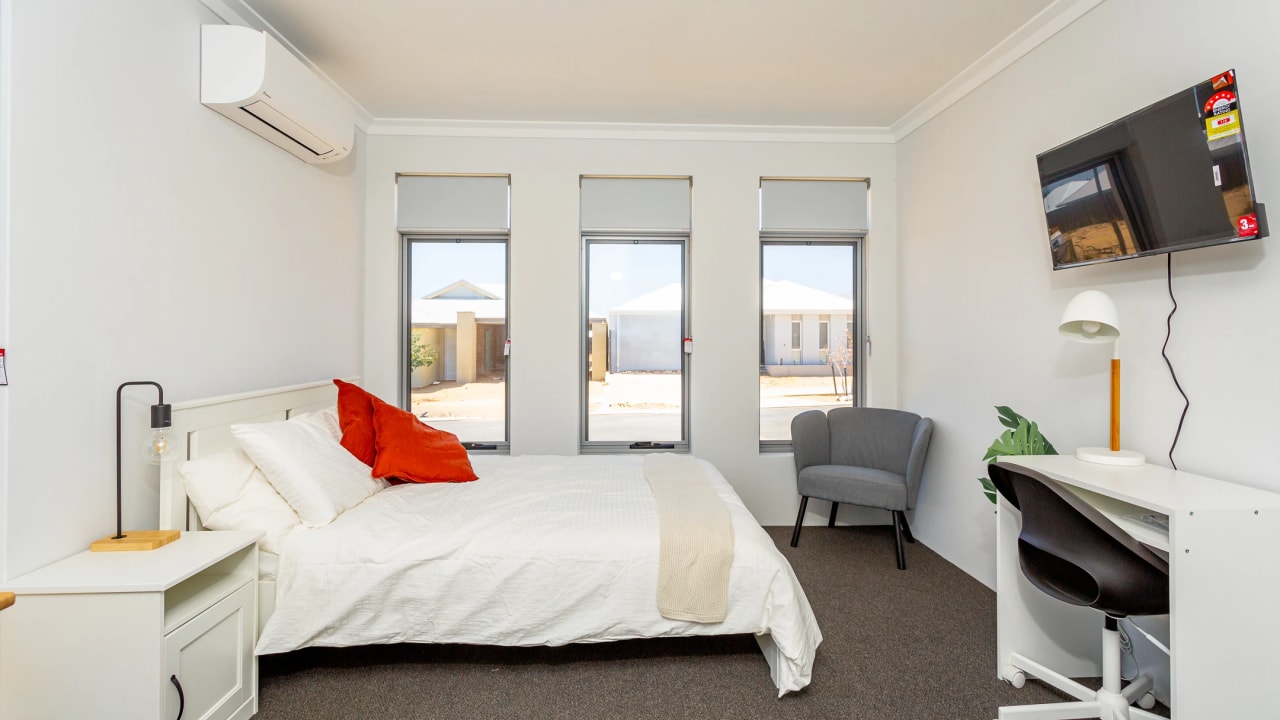 Furnished room with ensuite in a share house