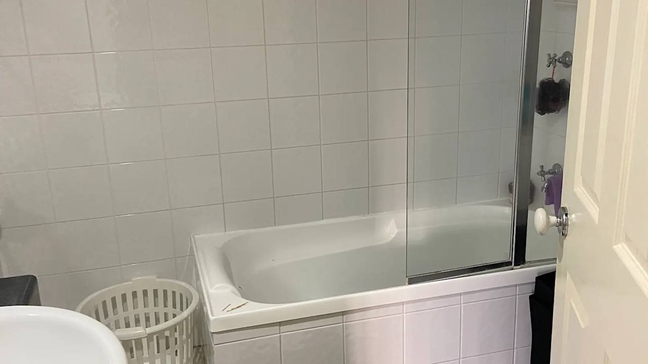 Unfurnished room with own bathroom