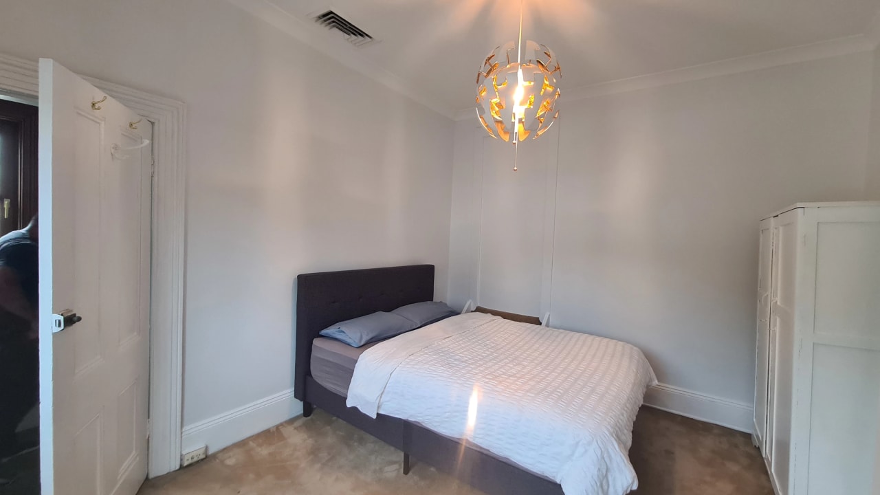 Furnished room in a share house