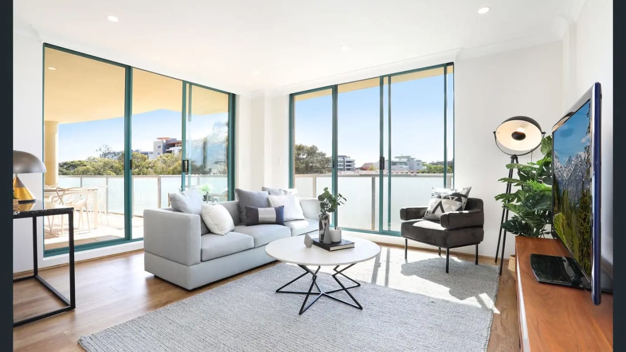 Furnished room with own bathroom