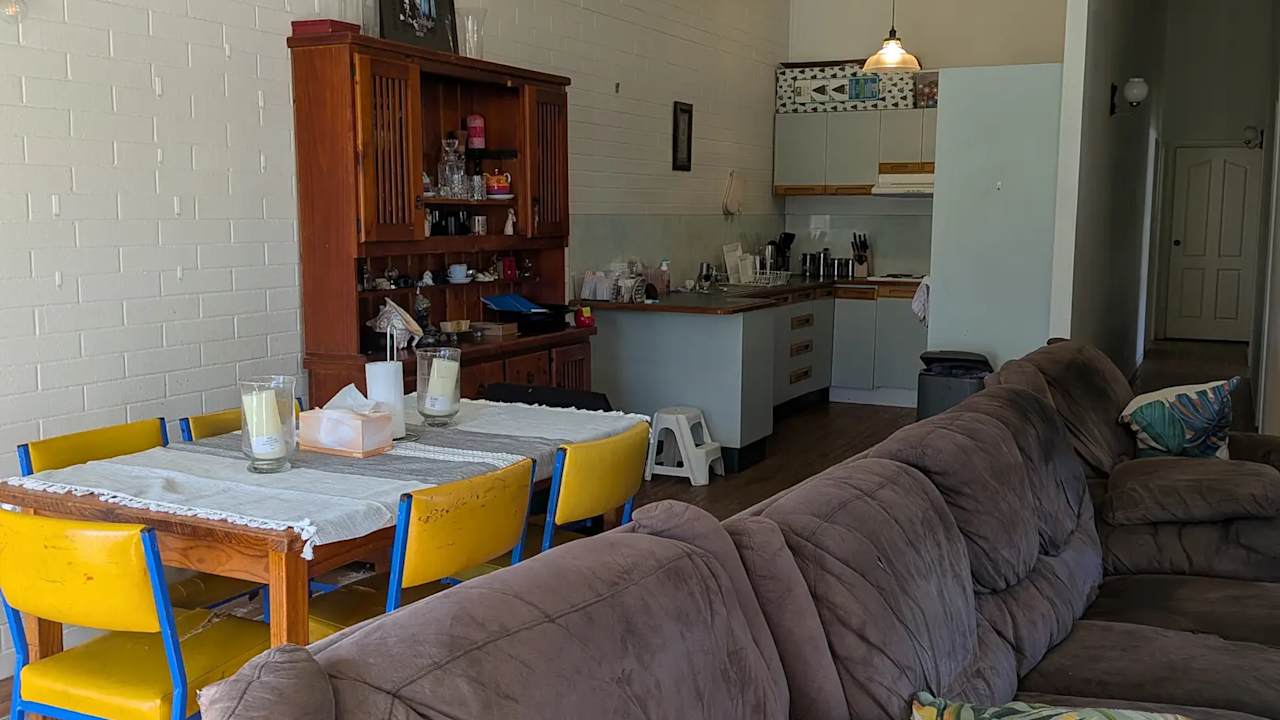Unfurnished room in a share house