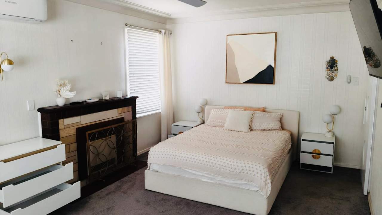 Room in a share house