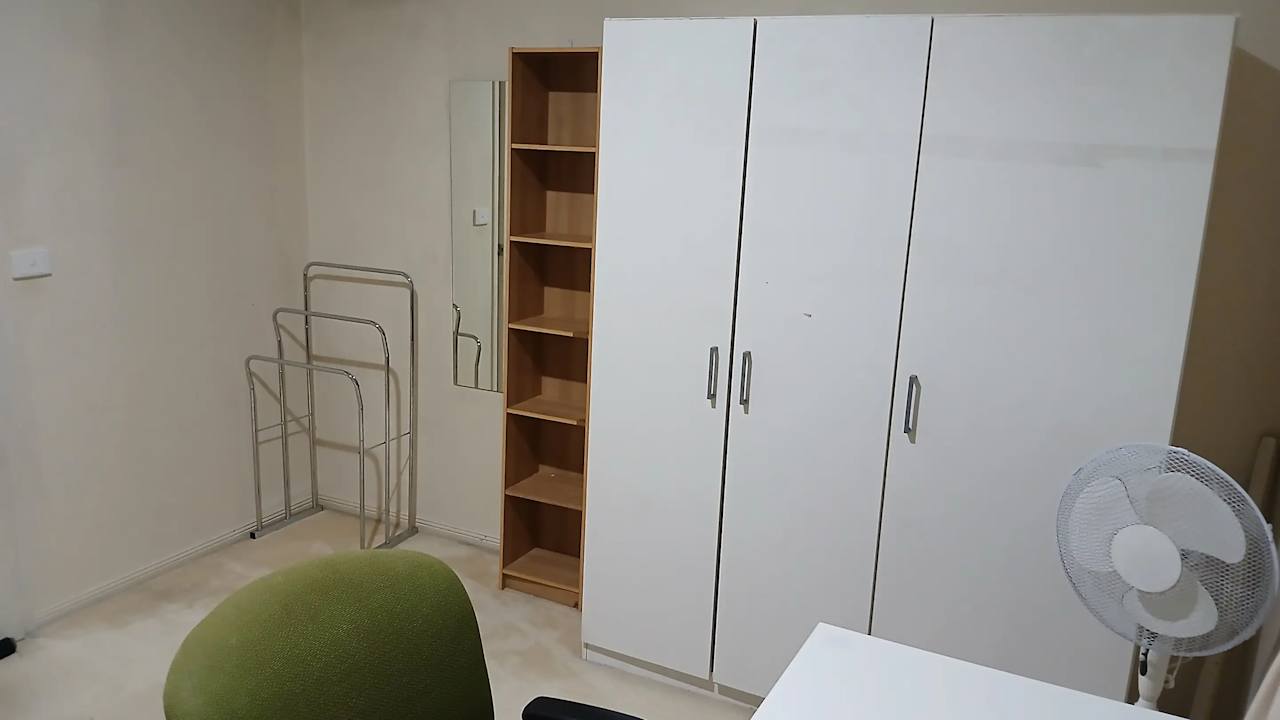 Furnished room in a share house