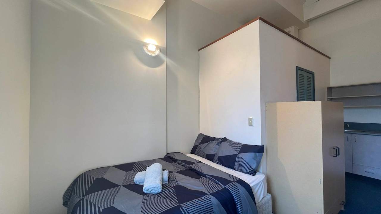 Furnished room studio flat for rent