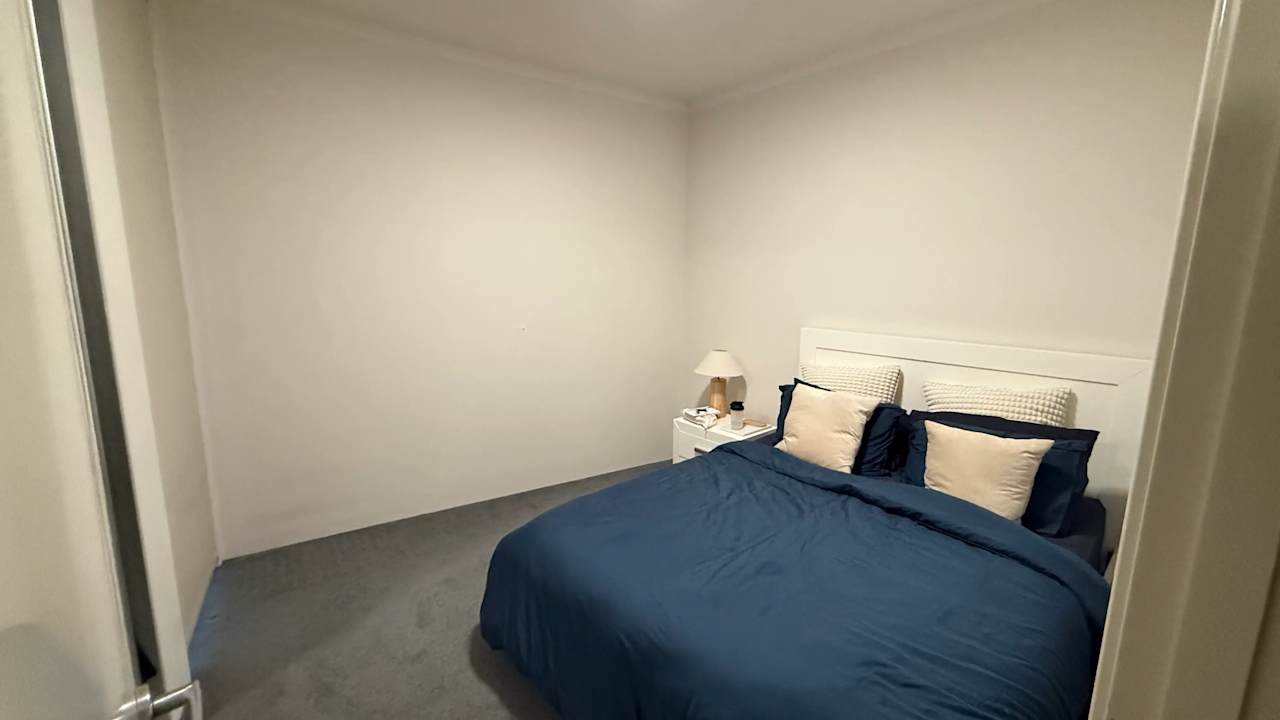 Furnished room with own bathroom
