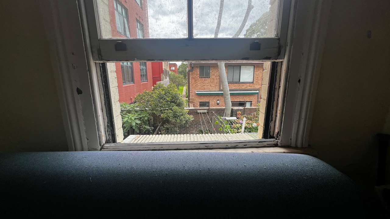 Unfurnished room in a share house