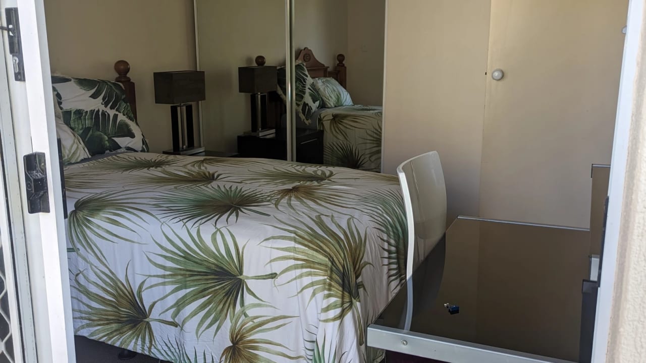 Furnished room with own bathroom