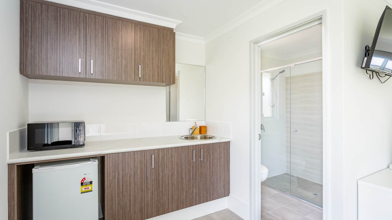 Furnished room with ensuite in a share house