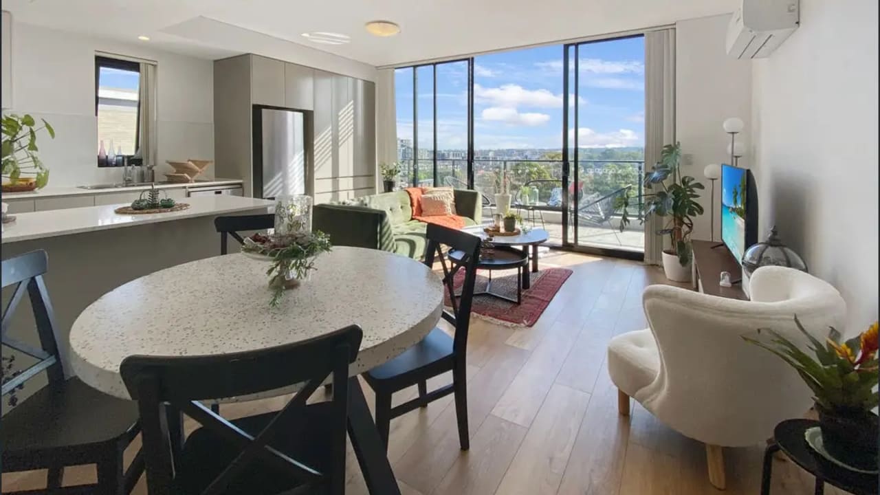 Furnished room with own bathroom