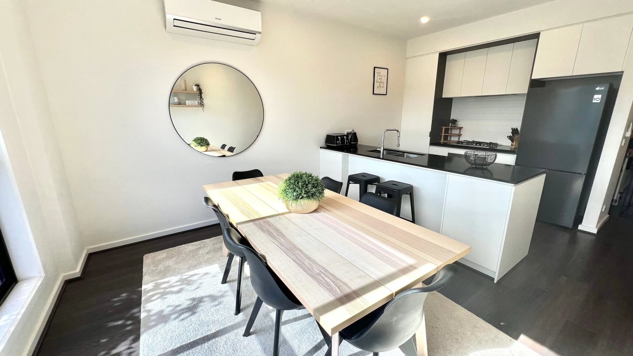 Unfurnished room with ensuite in a share house