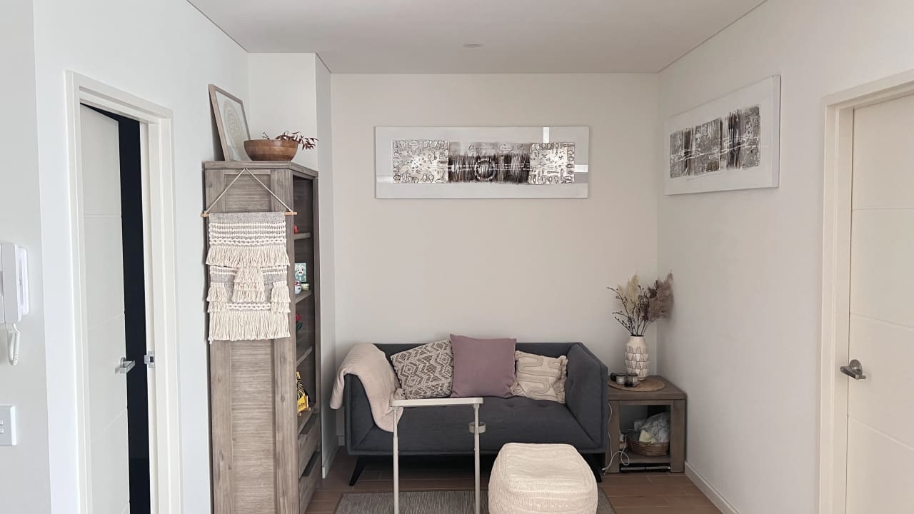 Furnished room with own bathroom