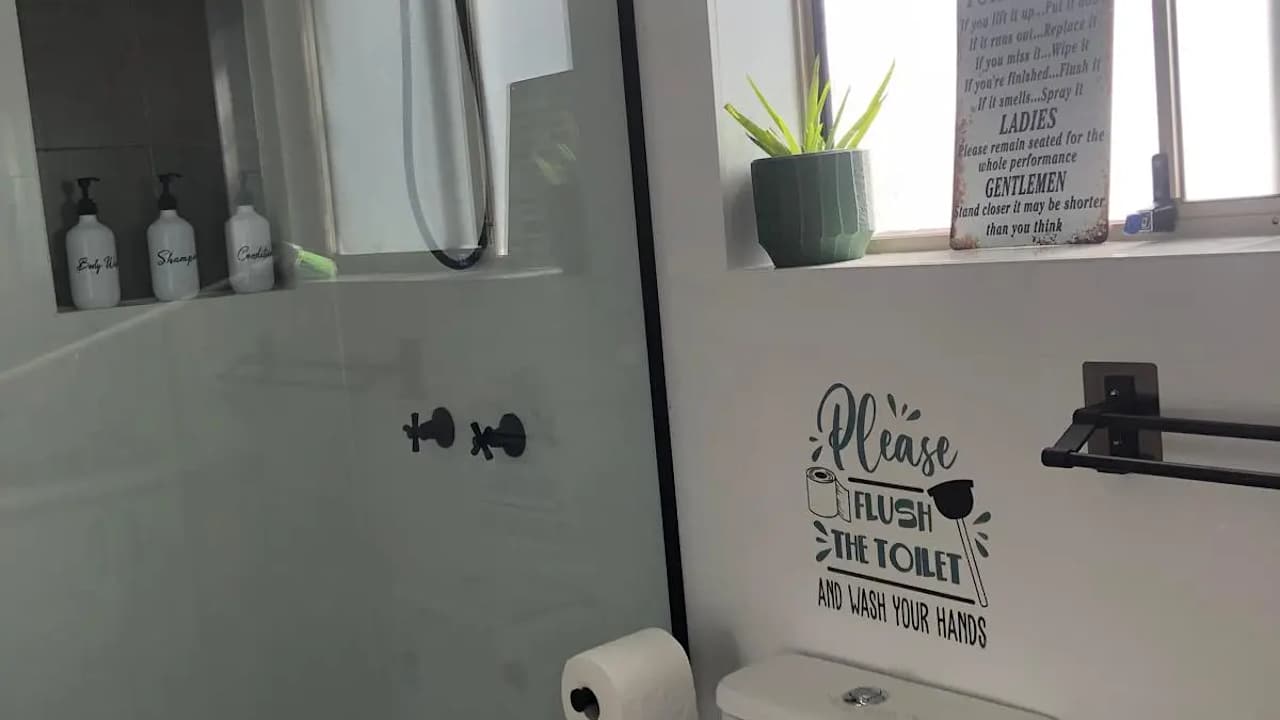 Furnished room studio flat for rent