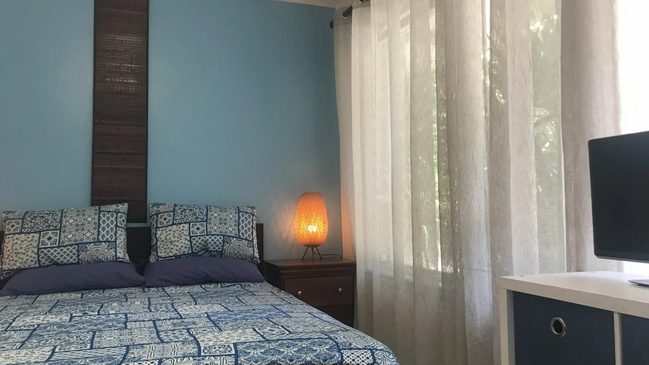 Furnished room studio flat for rent
