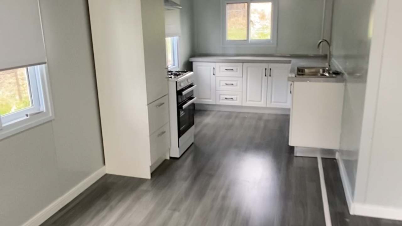 Unfurnished room granny flat for rent