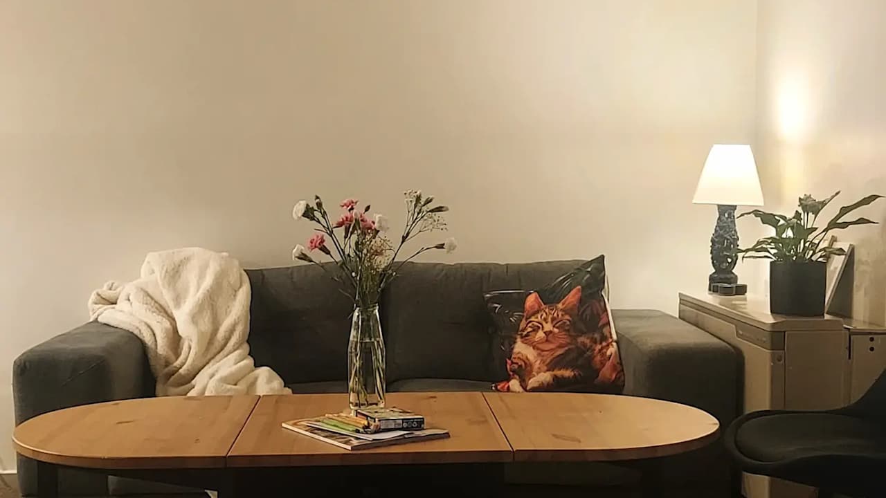 Unfurnished room in a flatshare