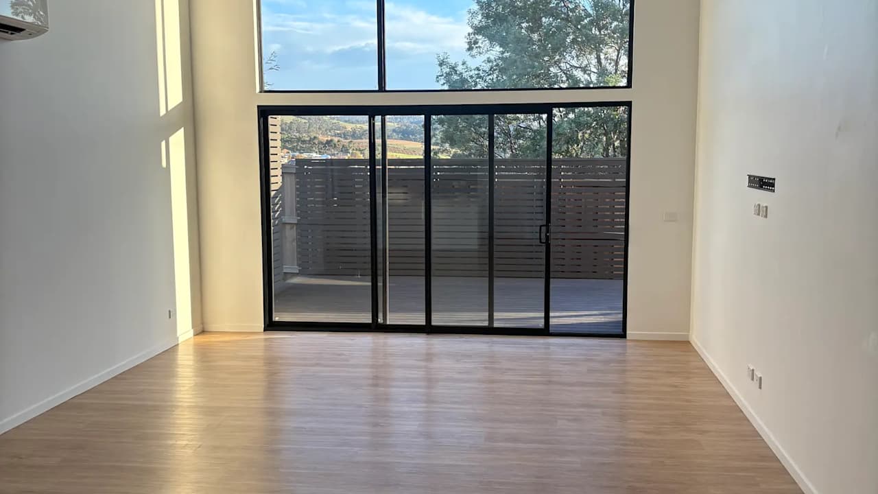 Furnished room with ensuite in a share house