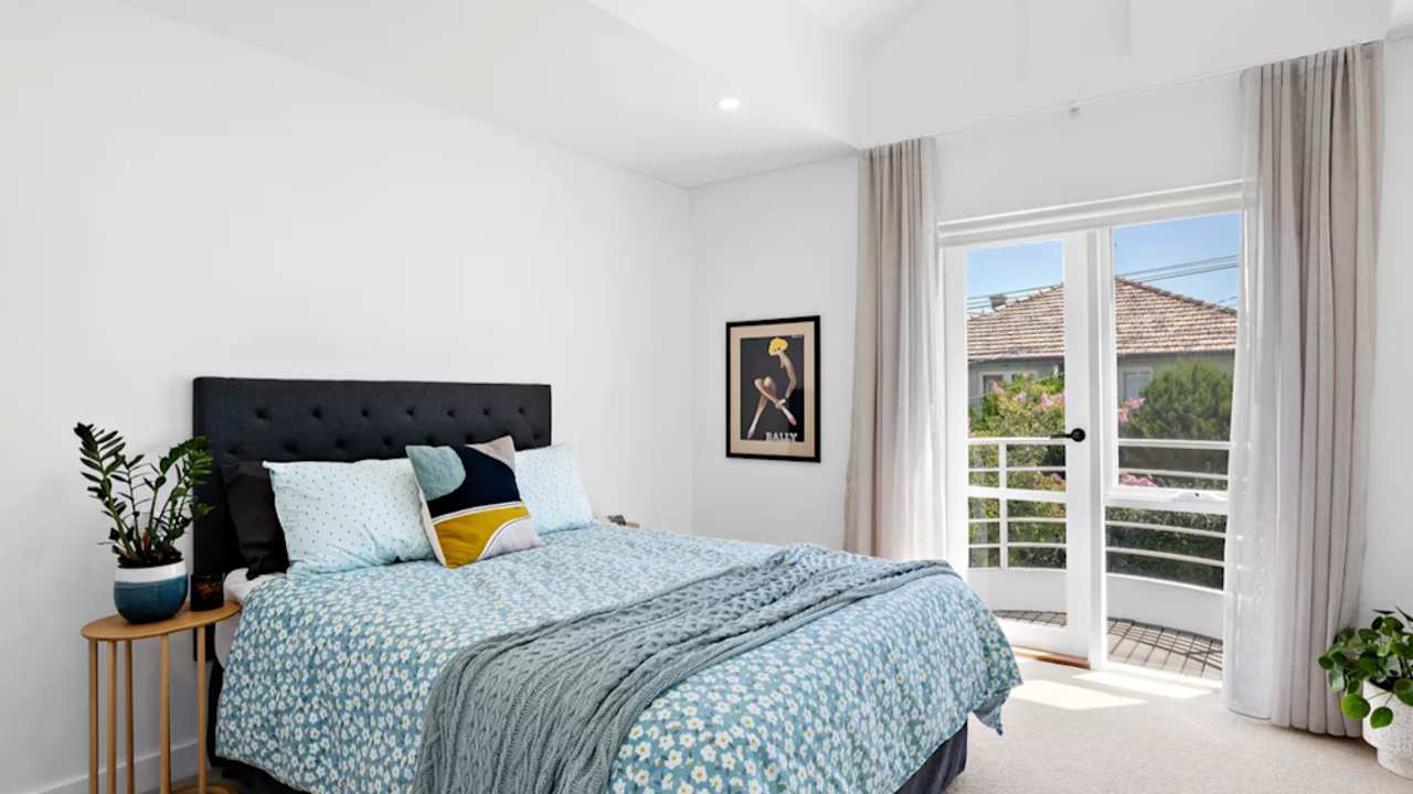 Unfurnished room with own bathroom